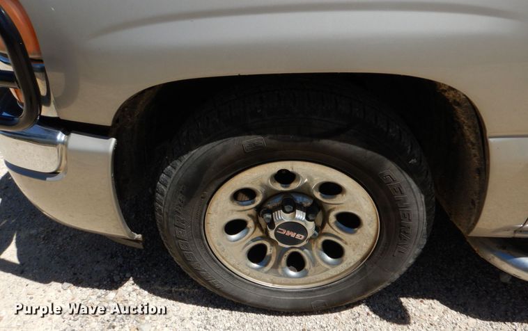 image for item DO1455 2007 GMC Sierra 1500  Ext. Cab pickup truck