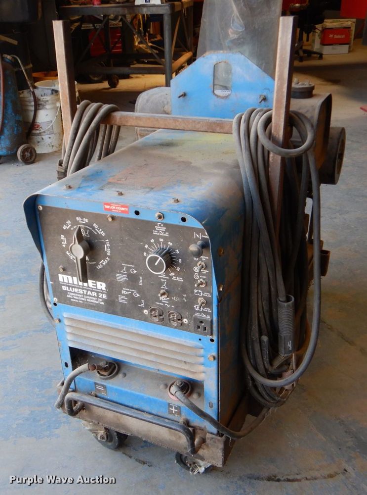 image for item DO1456 Miller Bluesman 2E  welder