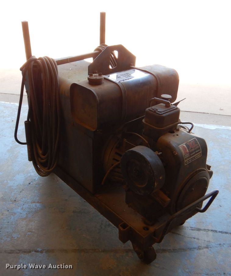 image for item DO1456 Miller Bluesman 2E  welder