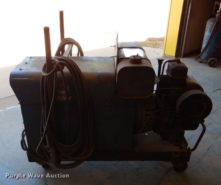 image for item DO1456 Miller Bluesman 2E  welder