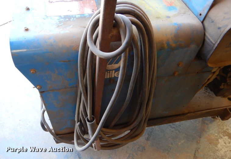 image for item DO1456 Miller Bluesman 2E  welder