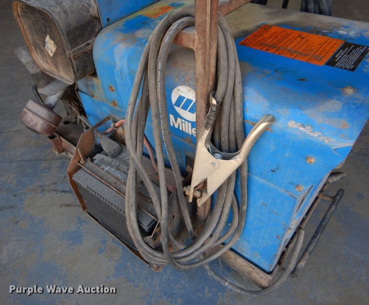 image for item DO1456 Miller Bluesman 2E  welder