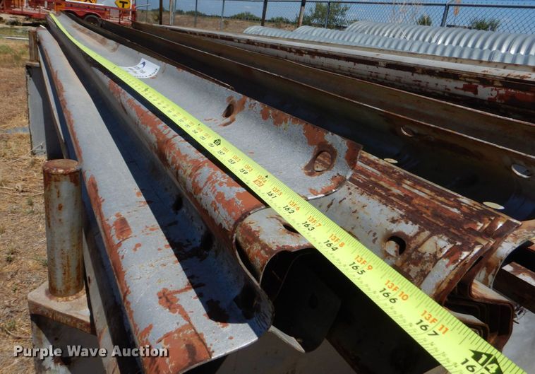 image for item DO1459 Approximately 120 guard rails