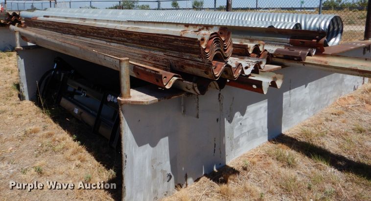 image for item DO1459 Approximately 120 guard rails