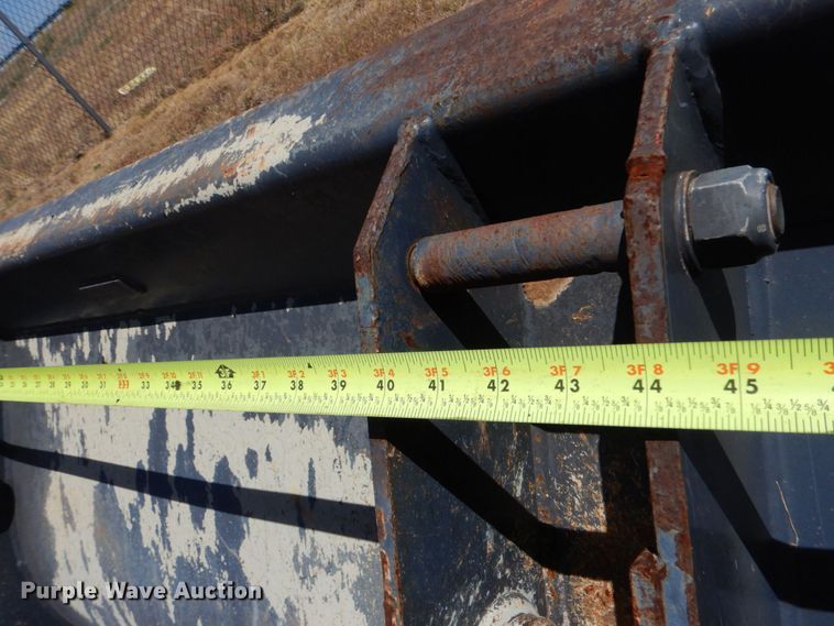 image for item DO1460 Case  loader bucket