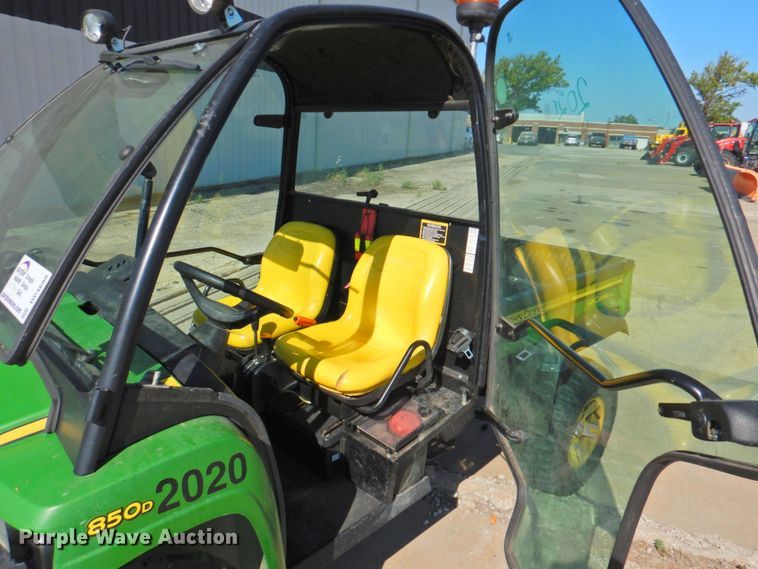image for item DP4680 2010 John Deere 850D  utility vehicle