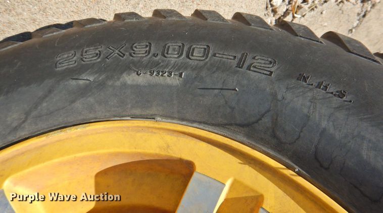 image for item DP4680 2010 John Deere 850D  utility vehicle