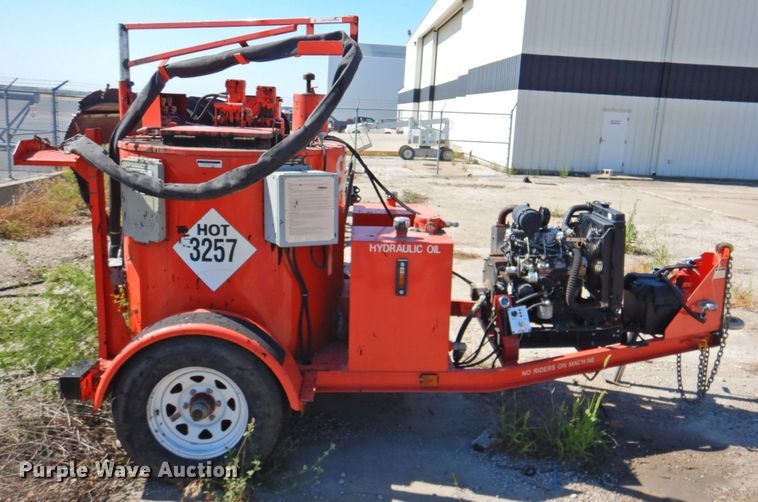 image for item DP4682 2001 Crafco SS125  melter applicator