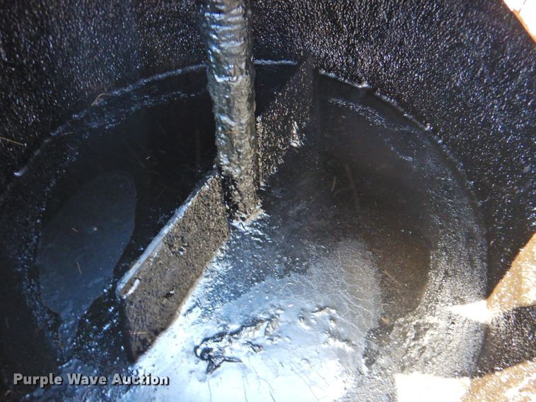 image for item DP4682 2001 Crafco SS125  melter applicator