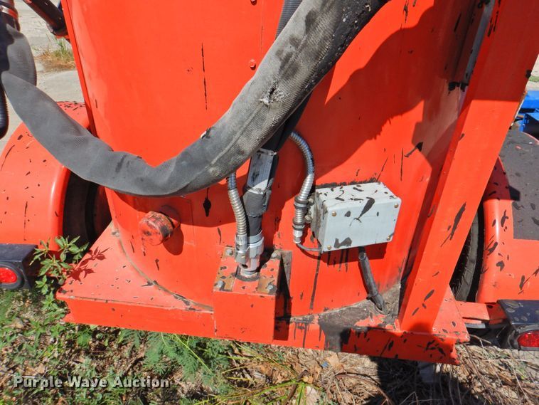 image for item DP4682 2001 Crafco SS125  melter applicator