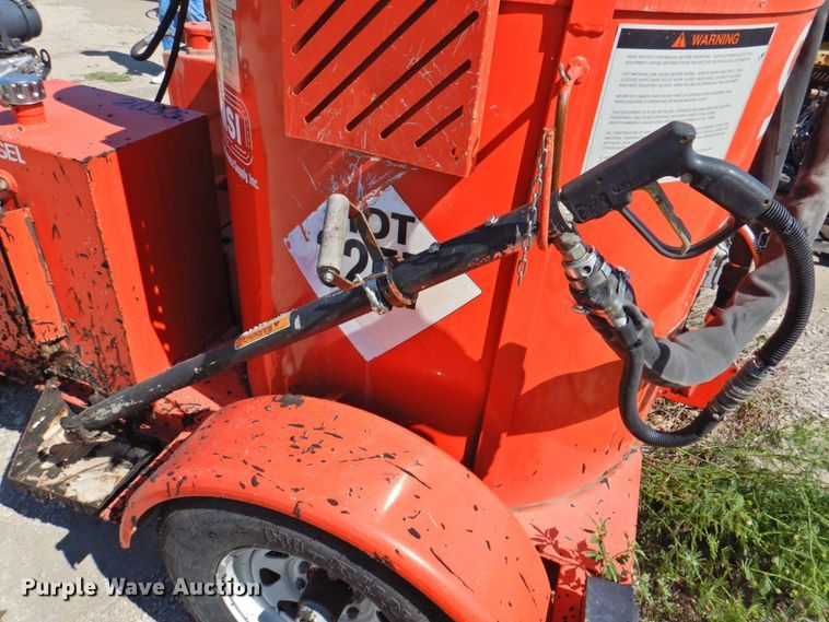 image for item DP4682 2001 Crafco SS125  melter applicator