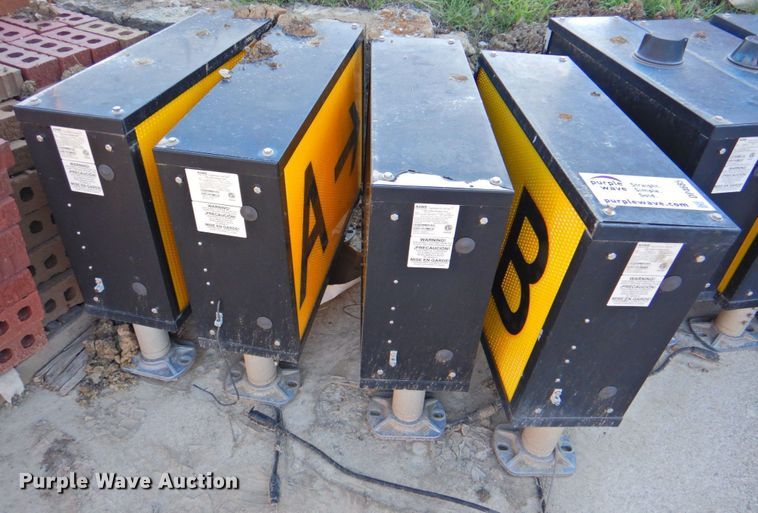 image for item DP4685 (4) ADB Safegate runway signs