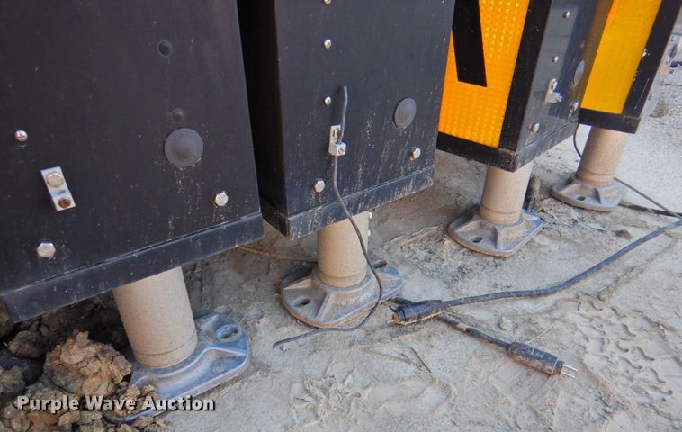 image for item DP4685 (4) ADB Safegate runway signs