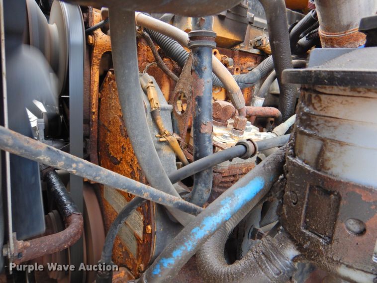 image for item DP4724 2006 International 7600  hook lift truck