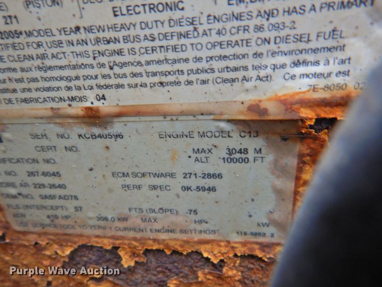 image for item DP4724 2006 International 7600  hook lift truck