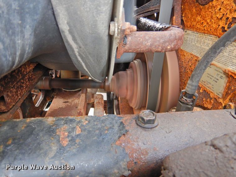 image for item DP4724 2006 International 7600  hook lift truck