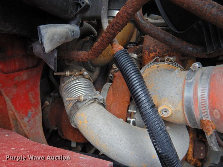 image for item DP4724 2006 International 7600  hook lift truck