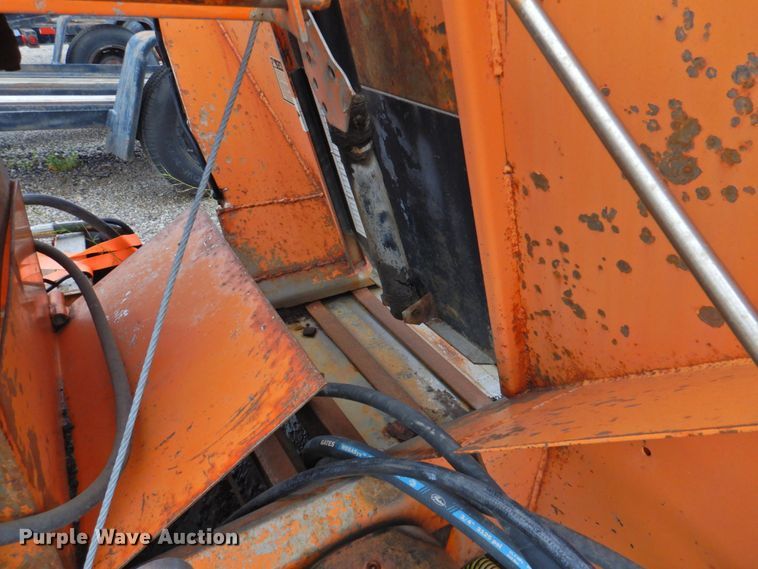 image for item DP4724 2006 International 7600  hook lift truck