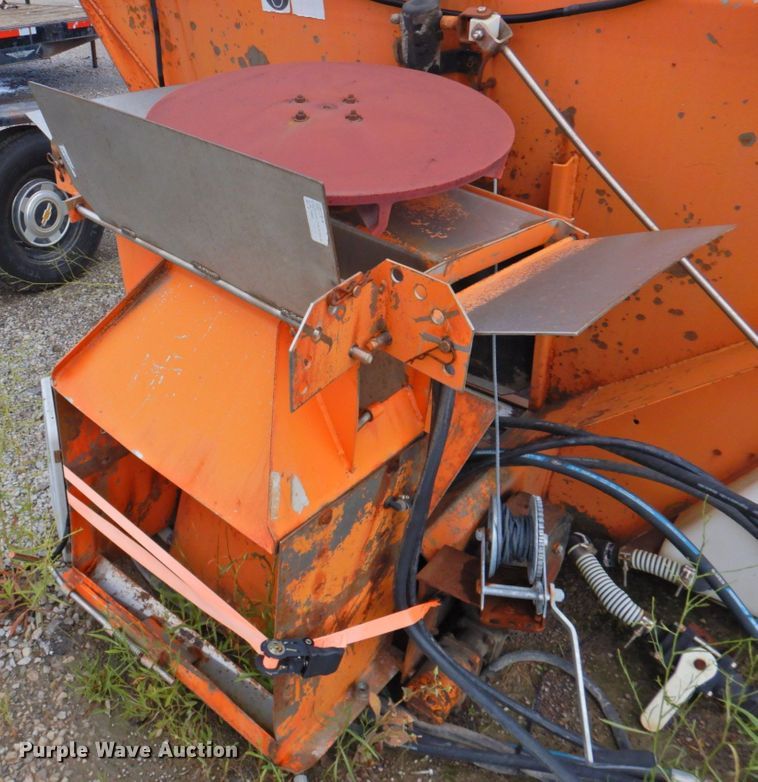 image for item DP4724 2006 International 7600  hook lift truck