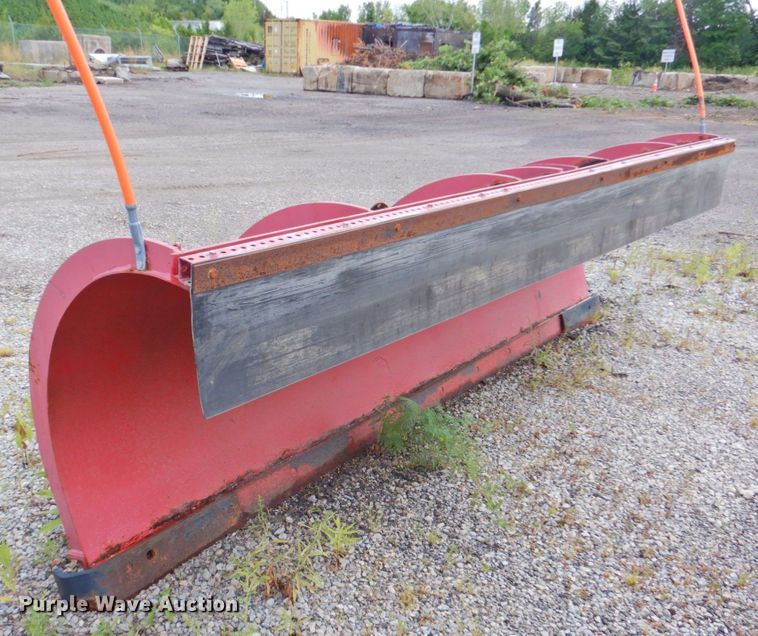 image for item DP4724 2006 International 7600  hook lift truck