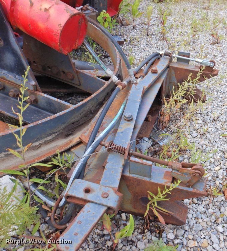 image for item DP4724 2006 International 7600  hook lift truck