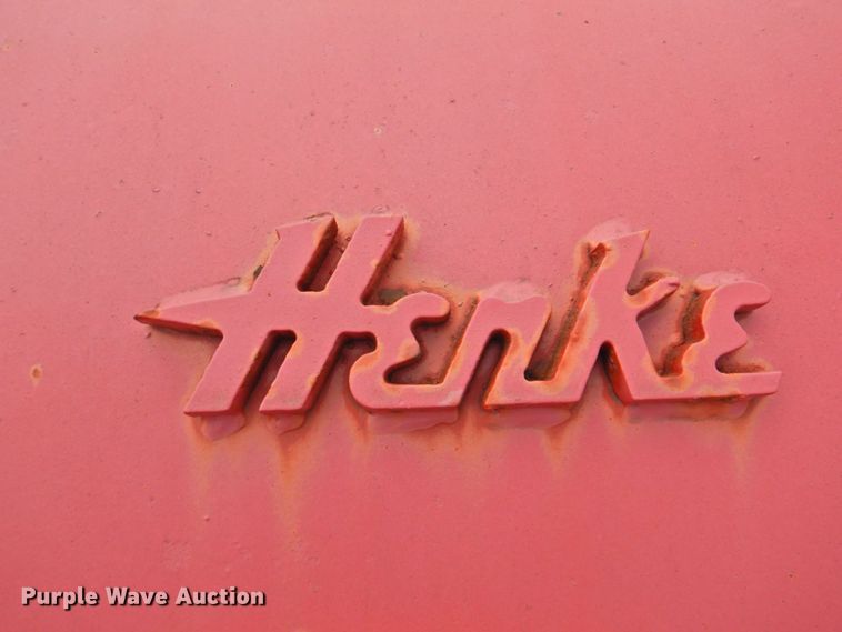 image for item DP4724 2006 International 7600  hook lift truck