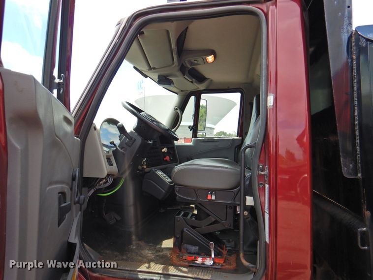 image for item DP4725 2008 International 7400 SFA  dump flatbed truck