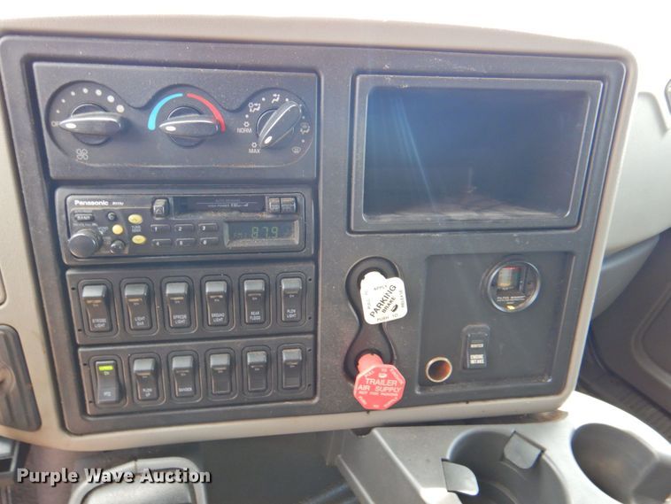 image for item DP4725 2008 International 7400 SFA  dump flatbed truck