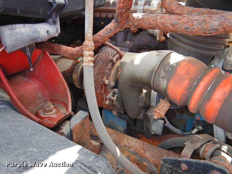 image for item DP4726 2005 International 7300  dump flatbed truck