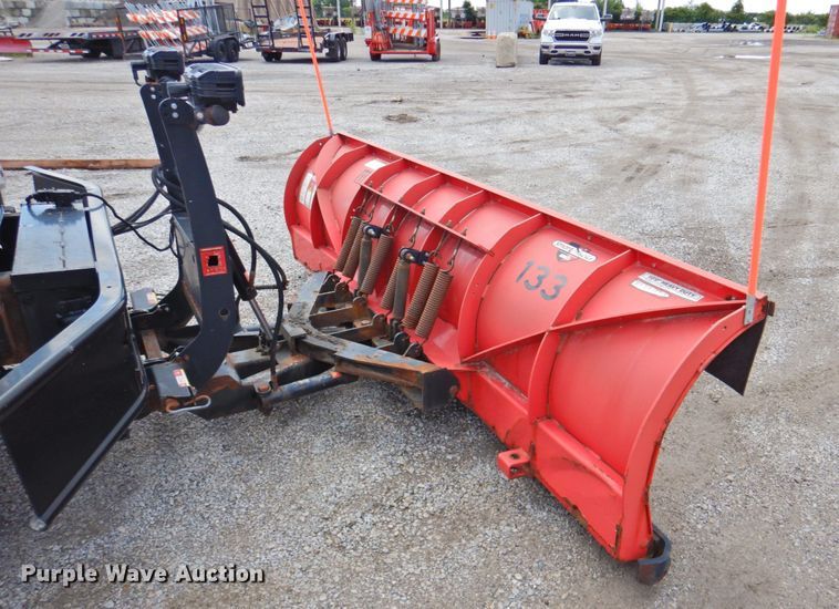 image for item DP4726 2005 International 7300  dump flatbed truck