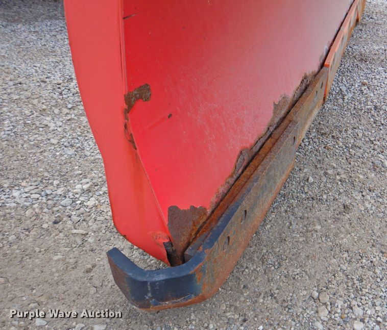 image for item DP4726 2005 International 7300  dump flatbed truck