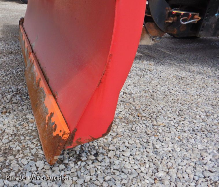 image for item DP4726 2005 International 7300  dump flatbed truck