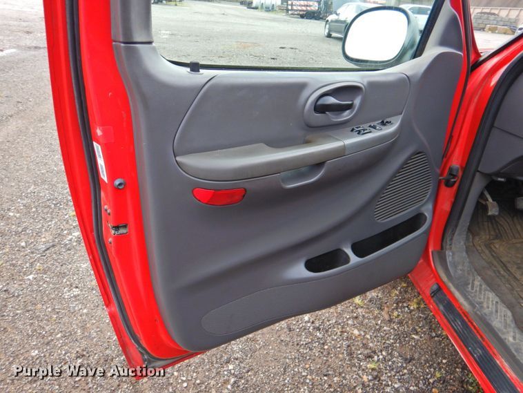 image for item DP4727 2003 Ford F150  SuperCab pickup truck