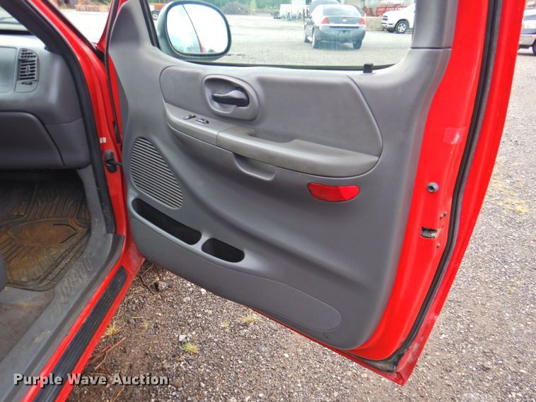 image for item DP4727 2003 Ford F150  SuperCab pickup truck