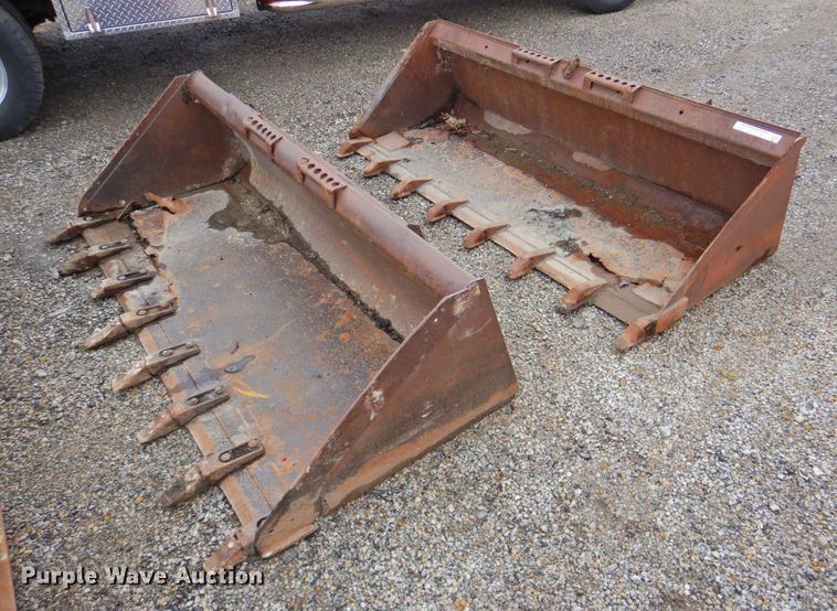 image for item DP4739 Bobcat  skid steer bucket