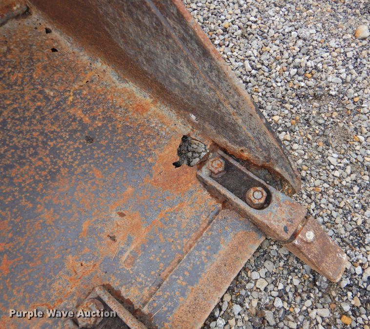 image for item DP4739 Bobcat  skid steer bucket