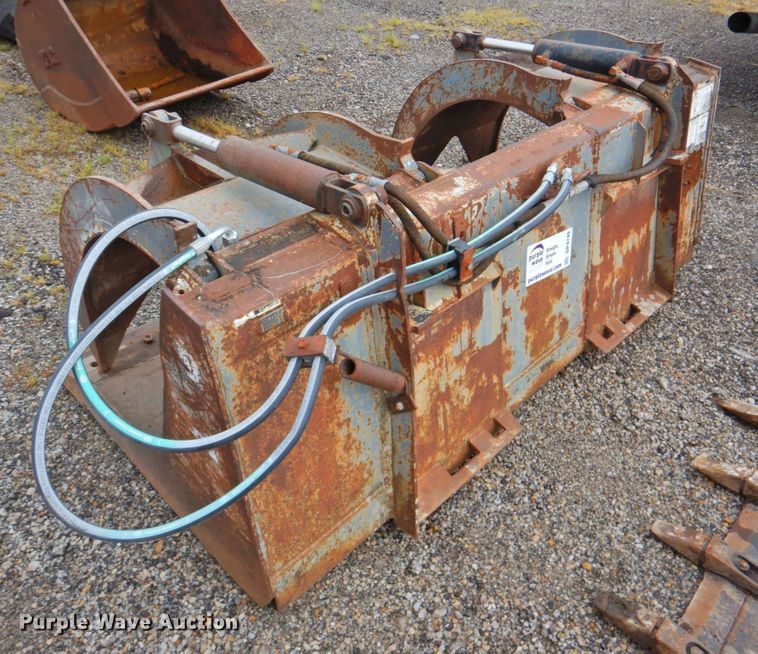 image for item DP4740 FFC  skid steer grapple bucket