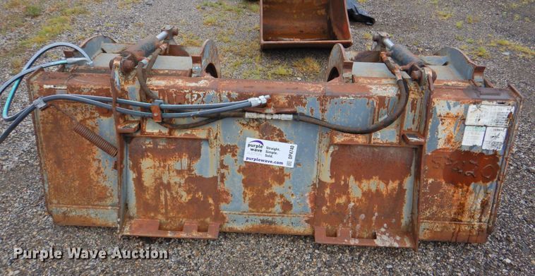 image for item DP4740 FFC  skid steer grapple bucket