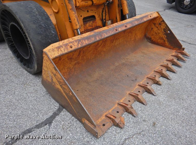 image for item DP4765 1999 Case 95XT  skid steer loader