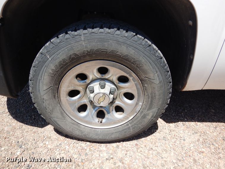 image for item DR1280 2009 Chevrolet Silverado 1500  Crew Cab pickup truck