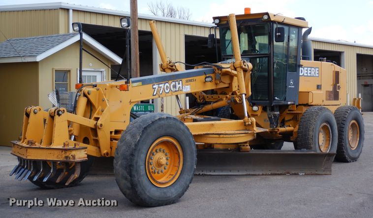 image for item DR1292 2003 John Deere 770CH Series II  motor grader