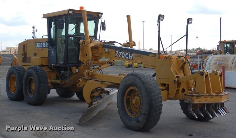 image for item DR1292 2003 John Deere 770CH Series II  motor grader