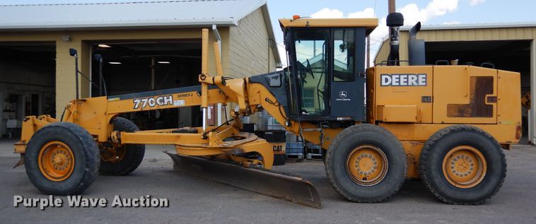 image for item DR1292 2003 John Deere 770CH Series II  motor grader