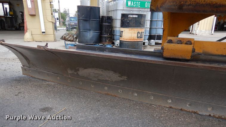 image for item DR1292 2003 John Deere 770CH Series II  motor grader