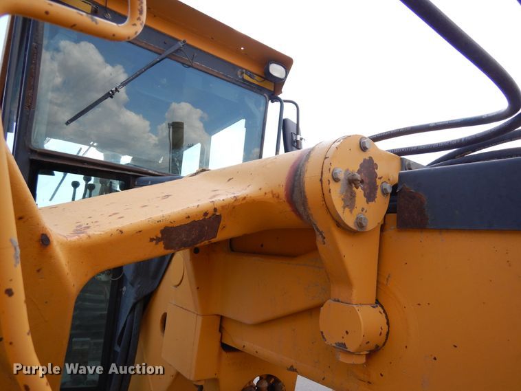 image for item DR1292 2003 John Deere 770CH Series II  motor grader