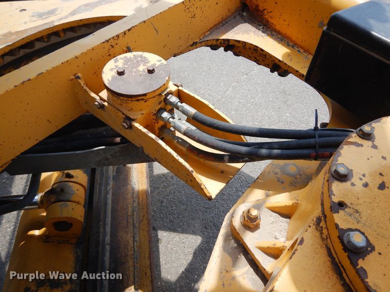 image for item DR1292 2003 John Deere 770CH Series II  motor grader