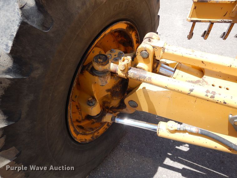 image for item DR1292 2003 John Deere 770CH Series II  motor grader