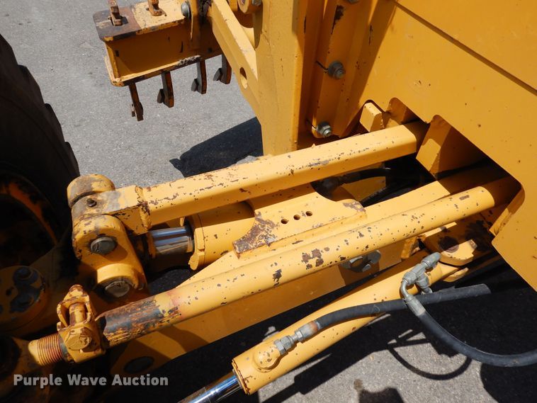 image for item DR1292 2003 John Deere 770CH Series II  motor grader