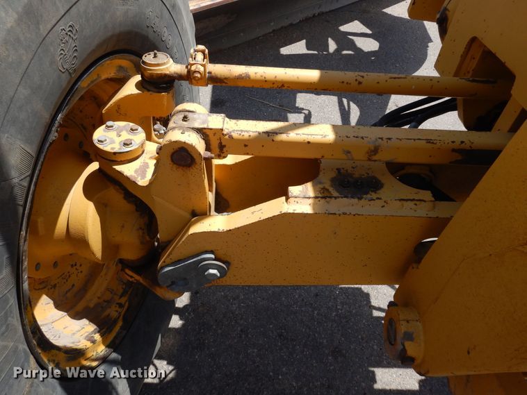 image for item DR1292 2003 John Deere 770CH Series II  motor grader