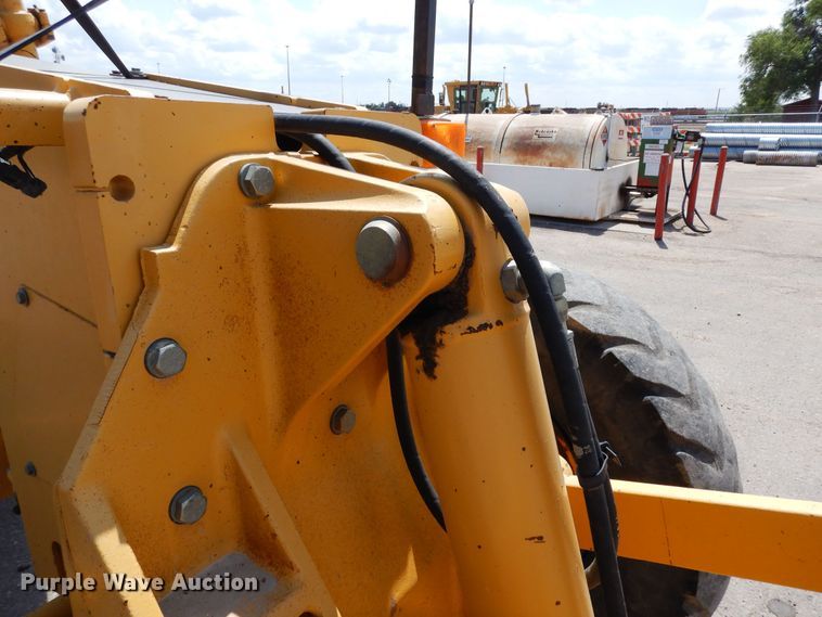 image for item DR1292 2003 John Deere 770CH Series II  motor grader